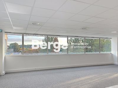 Bureau - 384 m²