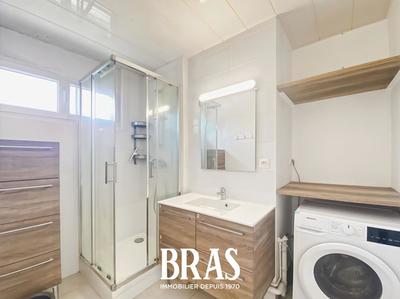 Appartement - 87 m² - 5 pièces