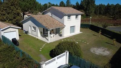 Maison - 146 m² - 5 pièces