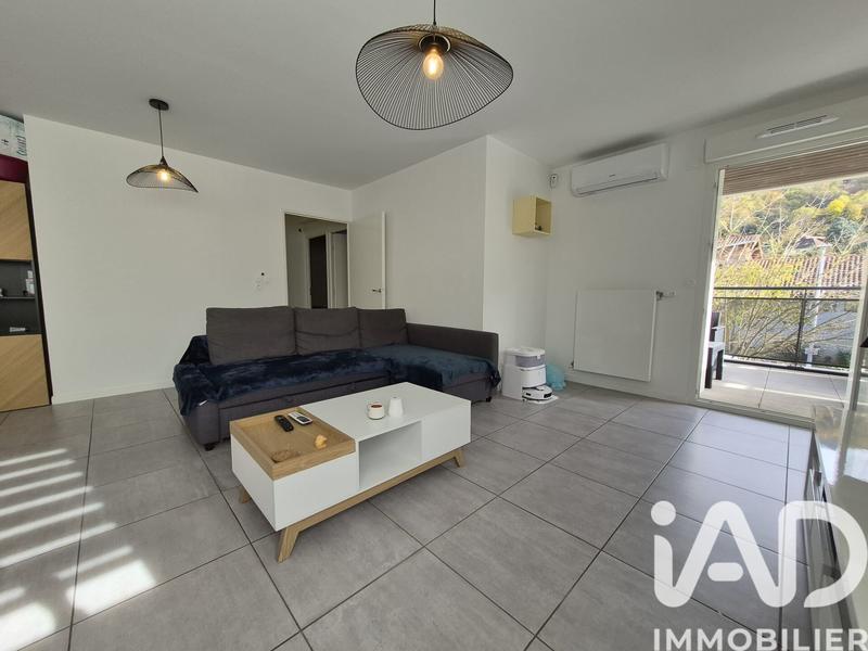 Appartement - 72 m² - 4 pièces