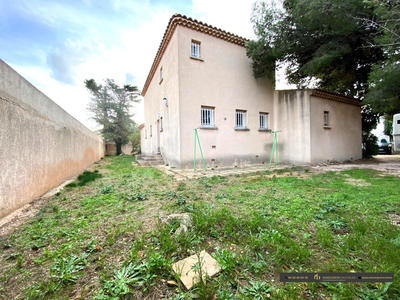 Maison - 160 m² - 5 pièces