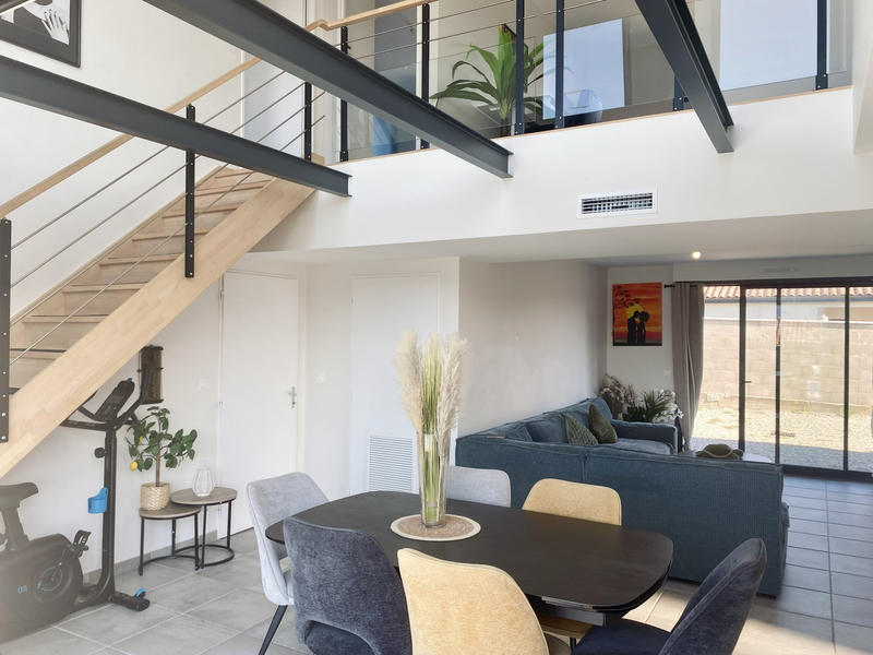 Maison - 137 m² - 6 pièces