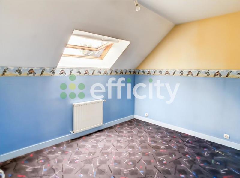 Maison - 176 m² - 9 pièces