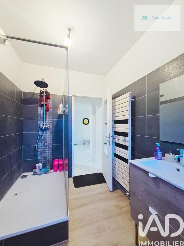 Appartement - 60 m² - 3 pièces