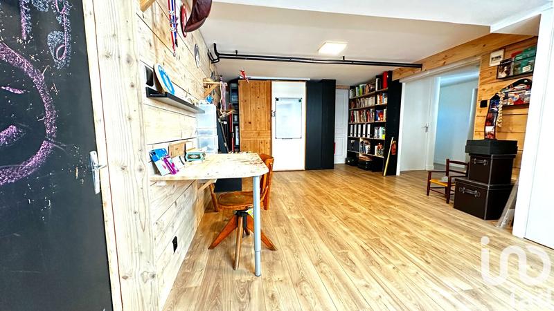 Maison - 178 m² - 8 pièces