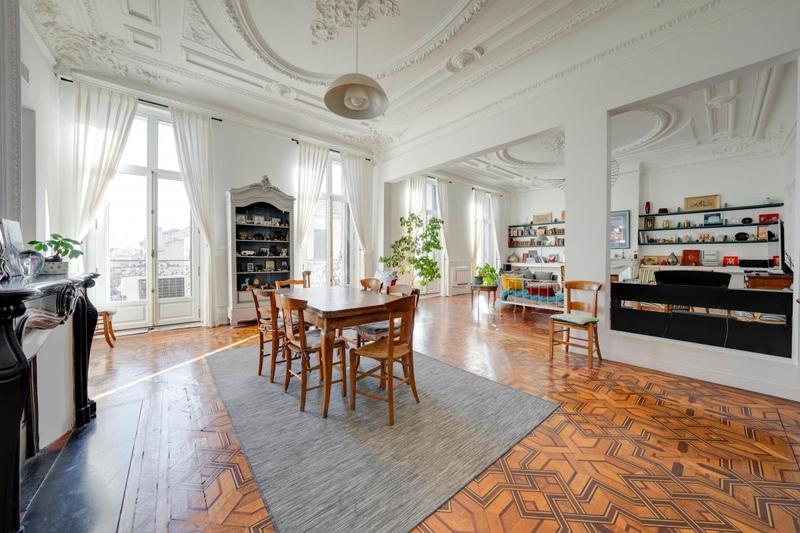 Appartement - 223 m² - 5 pièces