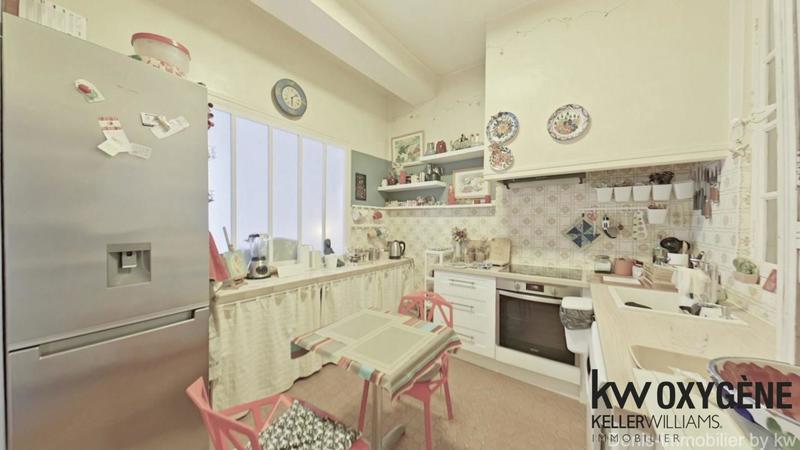 Appartement - 85 m² - 4 pièces