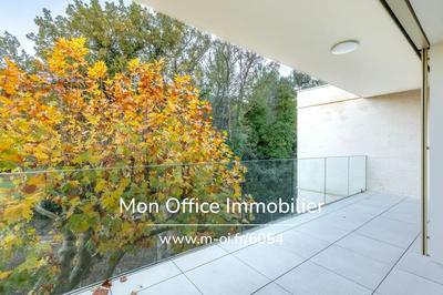 Appartement - 120 m² - 5 pièces