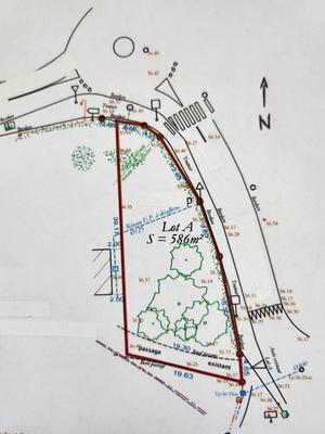 Terrain constructible - 586 m²