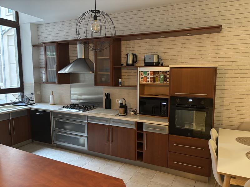 Appartement - 120 m² - 6 pièces