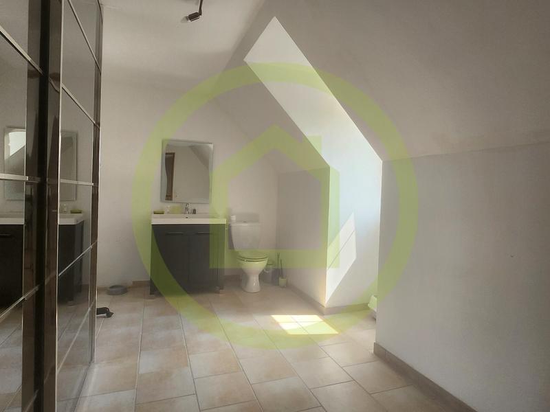 Maison - 186 m² - 7 pièces