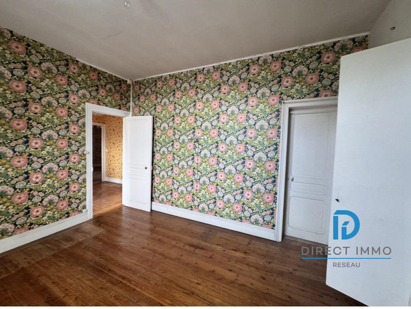 Maison - 200 m² - 10 pièces