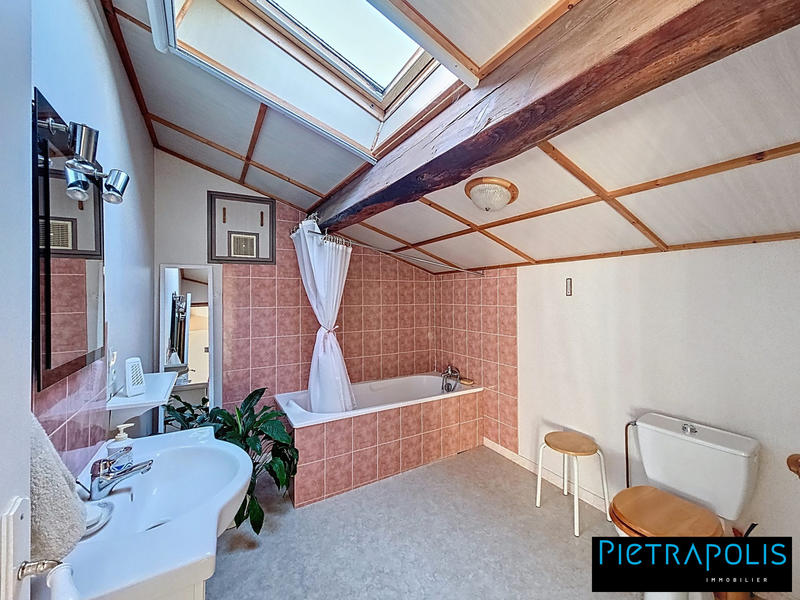 Maison ancienne - 165 m² - 6 pièces