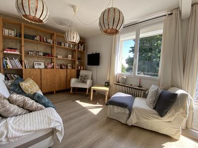 Maison - 170 m² - 8 pièces