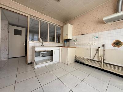 Maison - 250 m² - 7 pièces