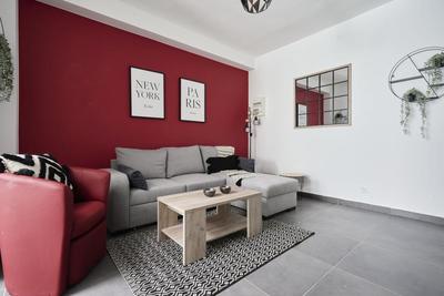 Maison - 90 m² - 5 pièces