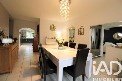 Maison - 180 m² - 6 pièces