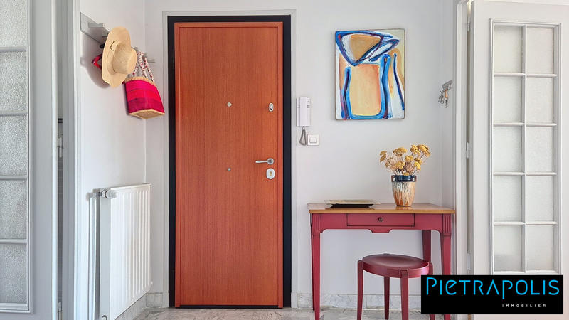 Appartement - 79 m² - 3 pièces