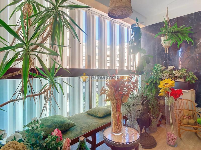 Appartement - 80 m² - 3 pièces