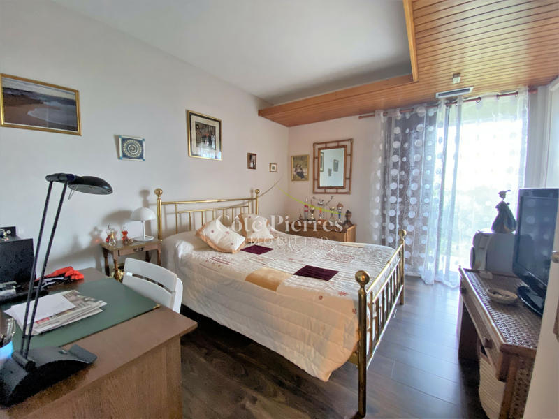 Villa - 200 m² - 6 pièces