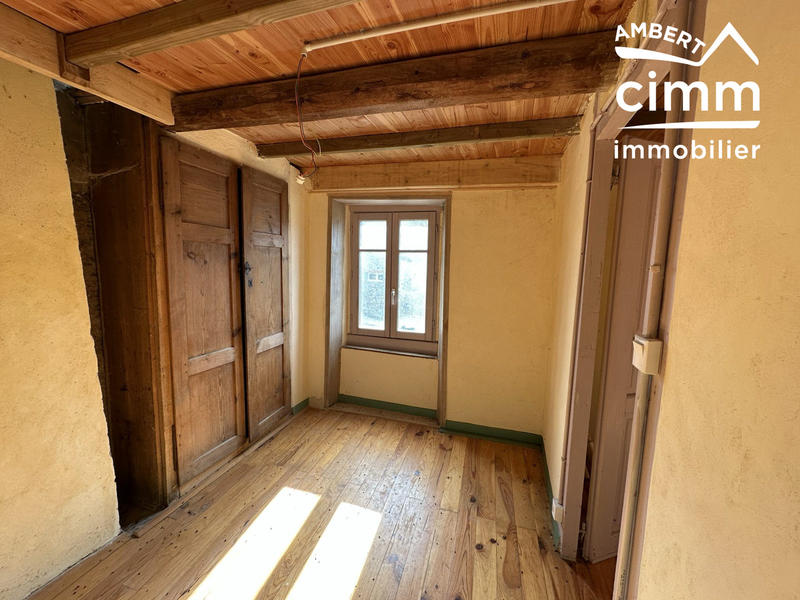 Maison traditionnelle - 70 m² - 6 pièces