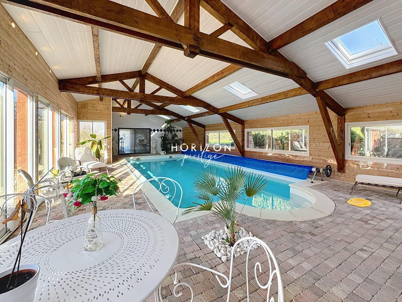 Maison contemporaine - 200 m² - 8 pièces