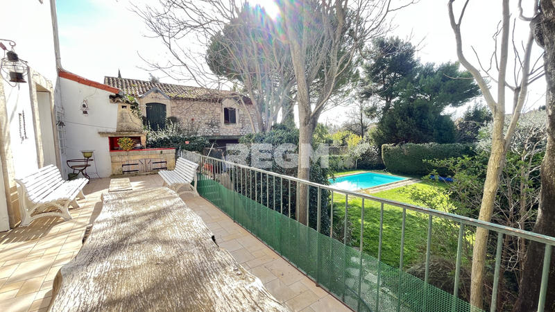 Propriété - 185 m² - 7 pièces