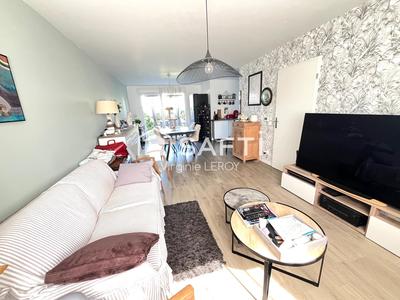 Duplex - 90 m² - 5 pièces