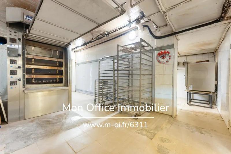 Fonds de commerce - Local commercial - 200 m²
