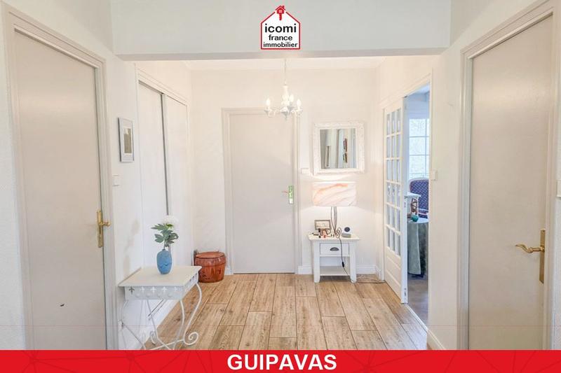 Propriété - 250 m² - 7 pièces