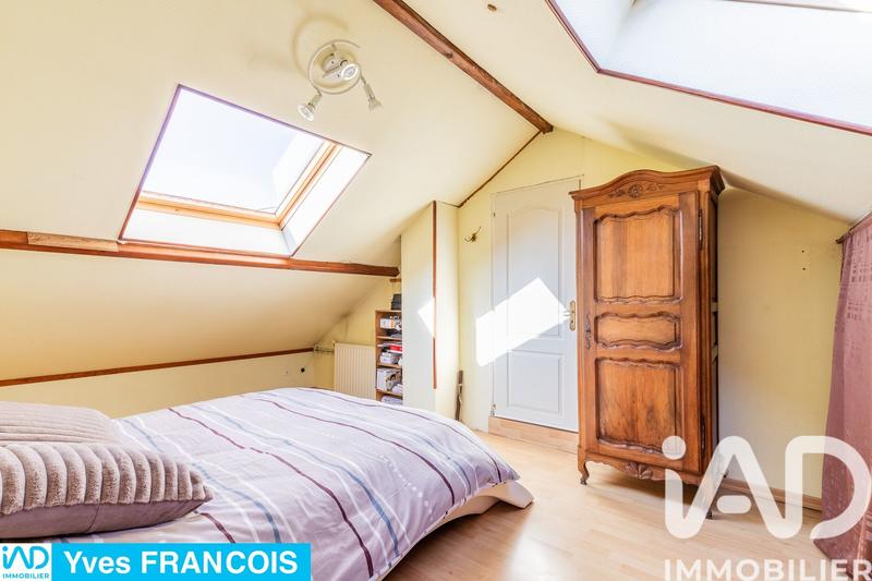 Maison - 98 m² - 5 pièces