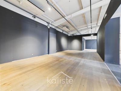 Local commercial - 437 m²
