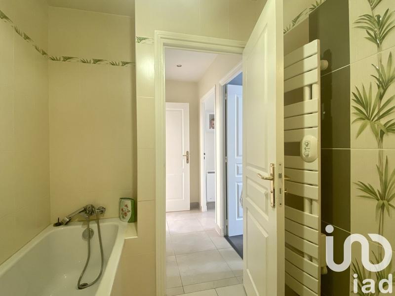 Maison - 207 m² - 5 pièces