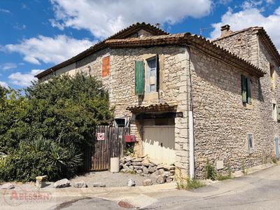 Maison ancienne - 95 m² - 3 pièces