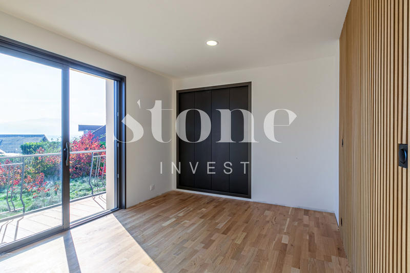 Appartement - 217 m² - 6 pièces