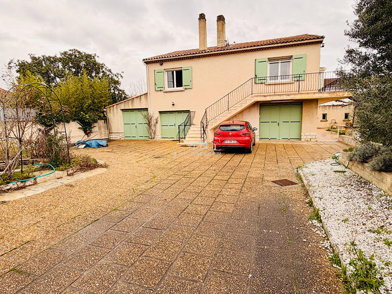 Maison - 111 m² - 4 pièces