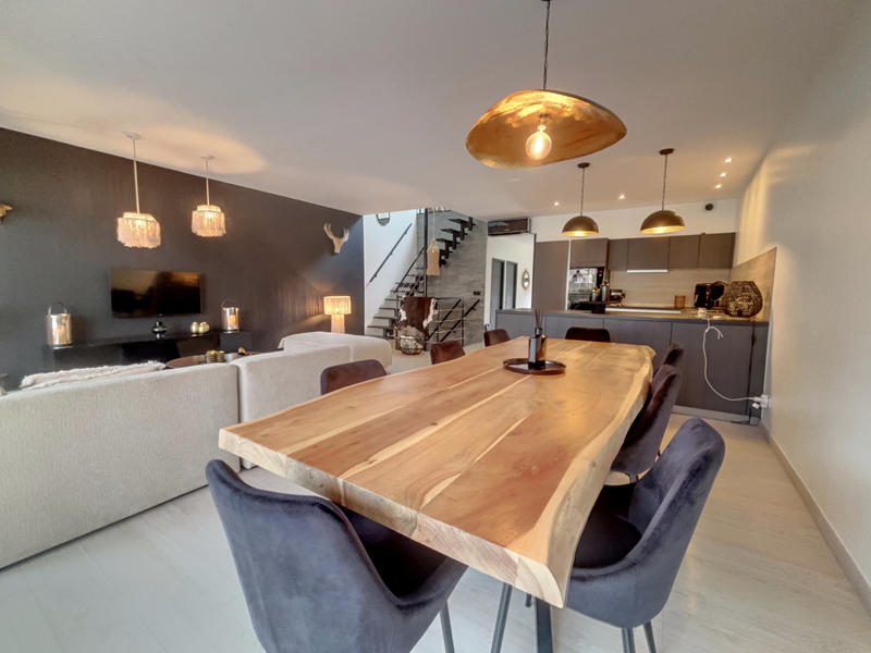 Triplex - 190 m² - 4 pièces