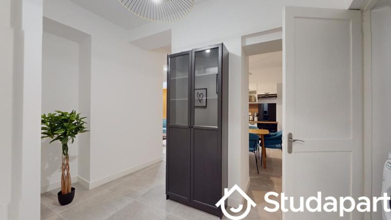 Chambre - 9 m² - 1 pièce