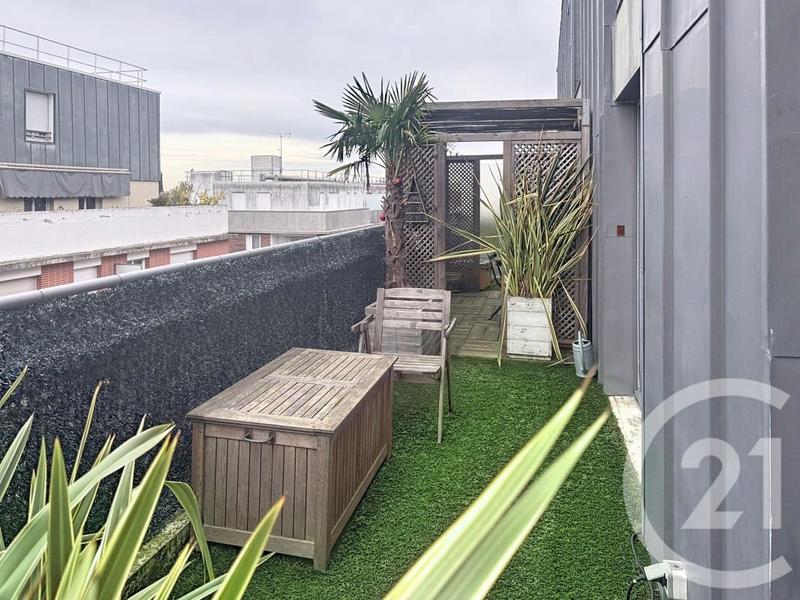 Appartement - 94 m² - 5 pièces