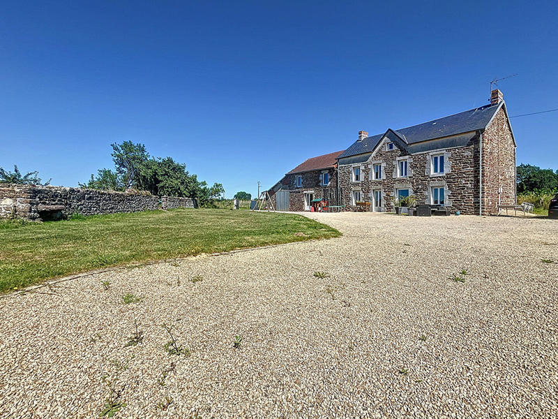 Maison - 156 m² - 5 pièces