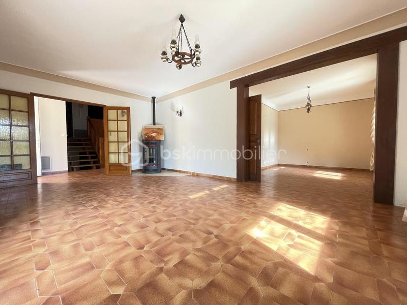 Maison traditionnelle - 120 m² - 6 pièces