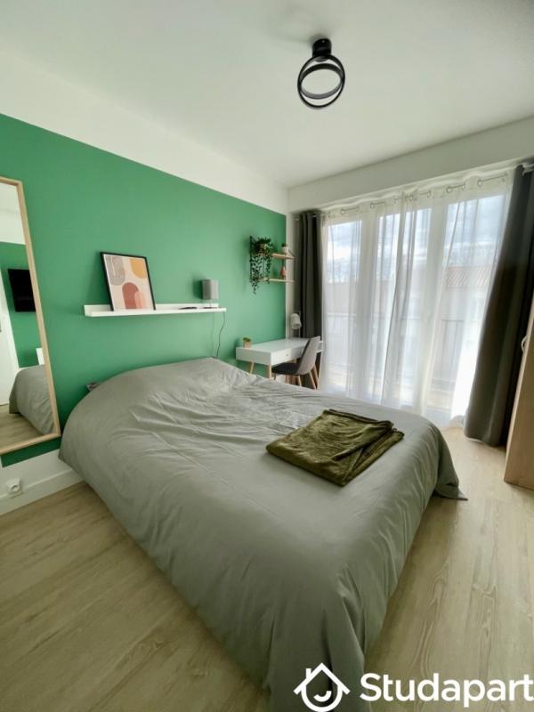 Chambre - 9 m² - 1 pièce