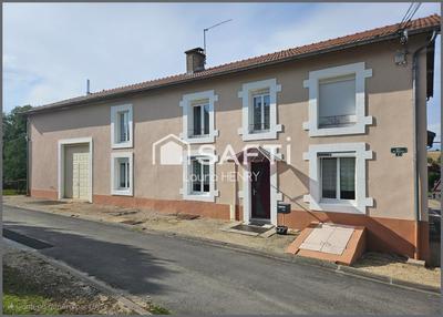 Maison - 275 m² - 8 pièces