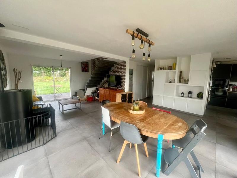 Maison - 128 m² - 5 pièces