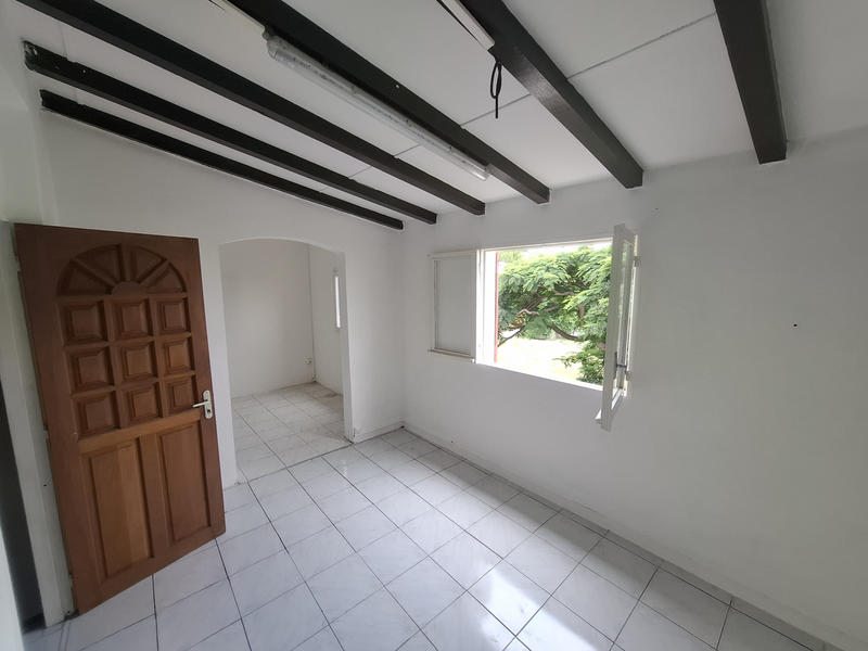 Maison - 120 m² - 9 pièces