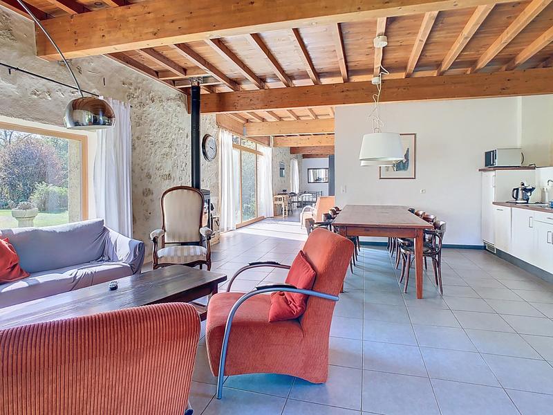 Propriété - 377 m² - 11 pièces