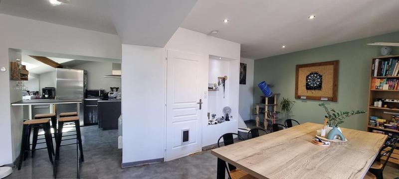 Appartement - 94 m² - 4 pièces