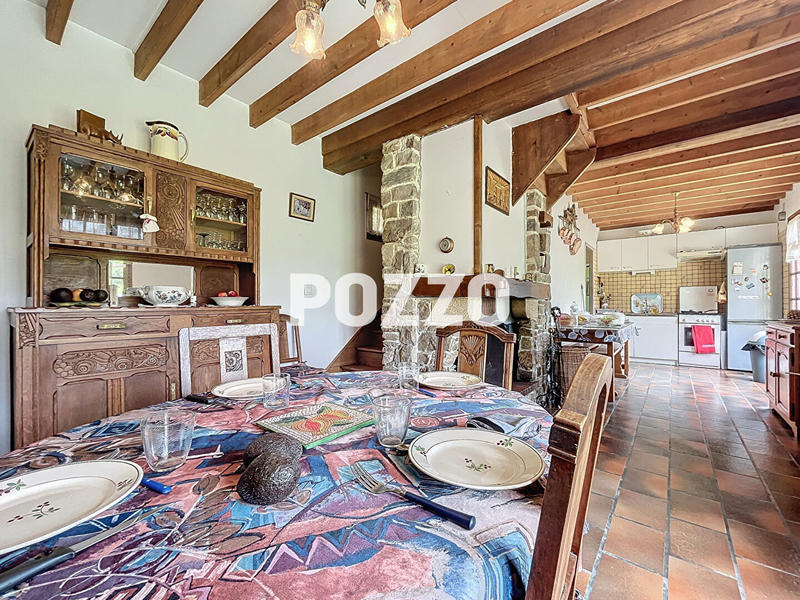 Maison - 95 m² - 5 pièces