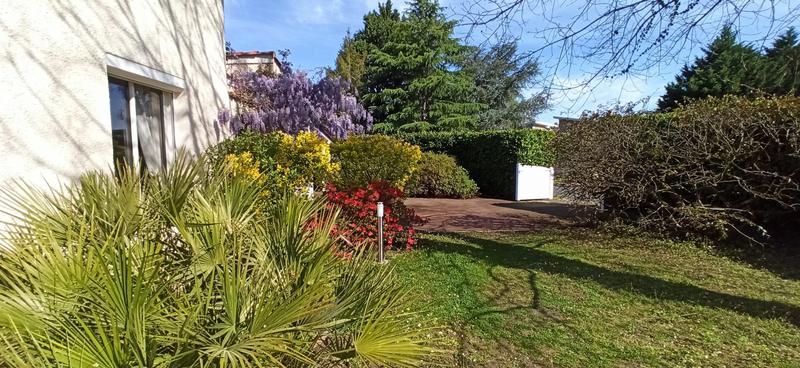 Maison traditionnelle - 204 m² - 6 pièces