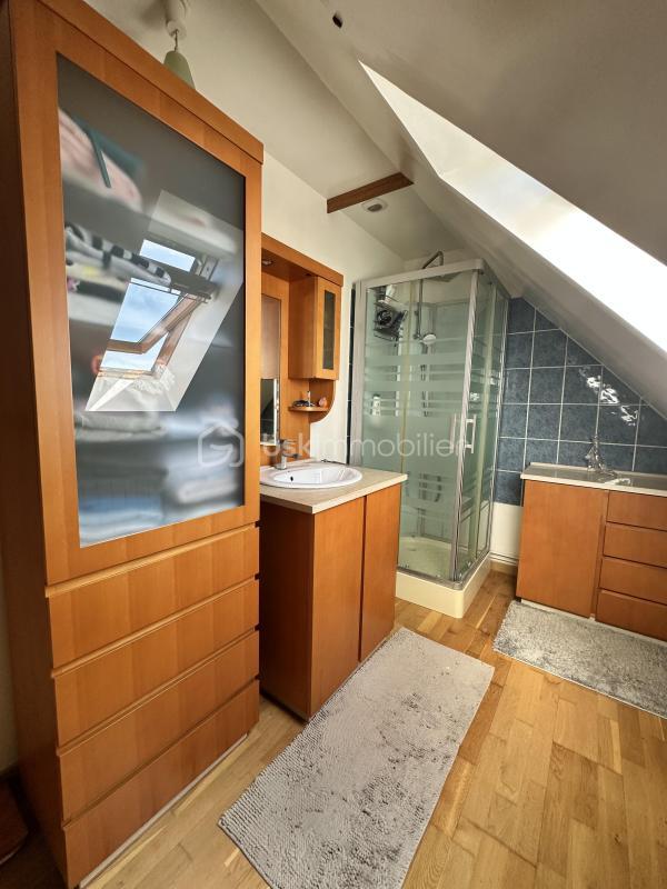 Pavillon - 110 m² - 5 pièces